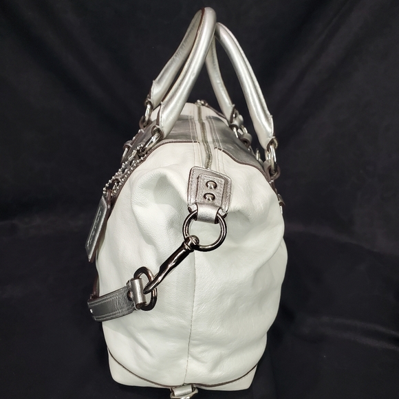 Coach Ashley Satchel - Picture 7 of 16